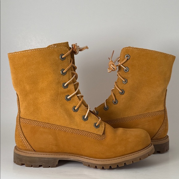 Timberland Fleece Lined lace up boots - Picture 8 of 10